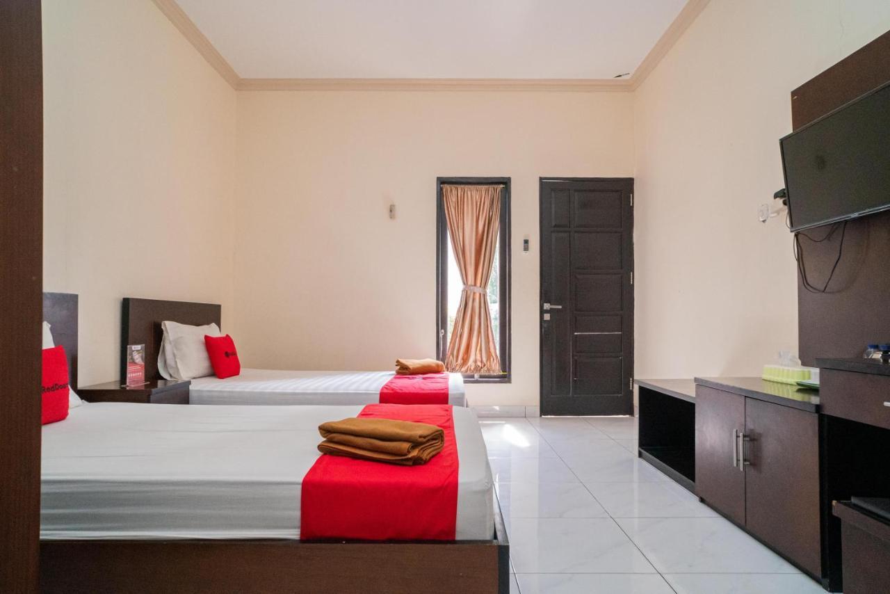 Reddoorz @ Wisma Pangrango Palangkaraya Exteriér fotografie